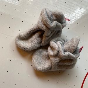 Cozy fleece gripper baby bootie
